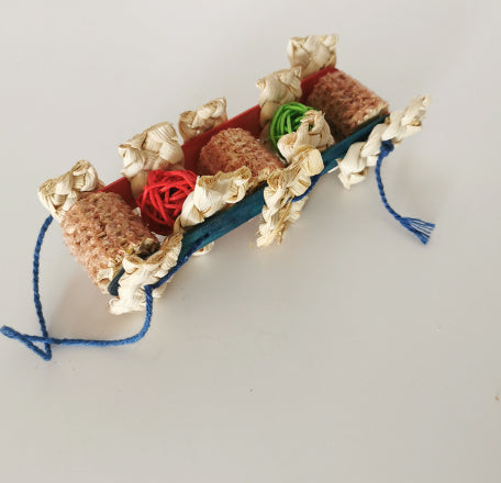 Creative Parrot Corn Cob Bite String Wooden Toy