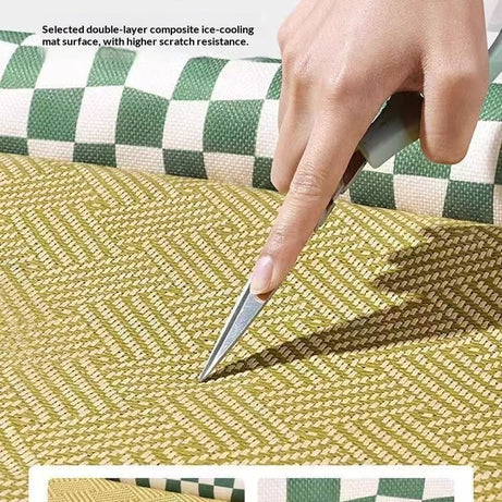 Checkerboard-pattern Cooling Mat