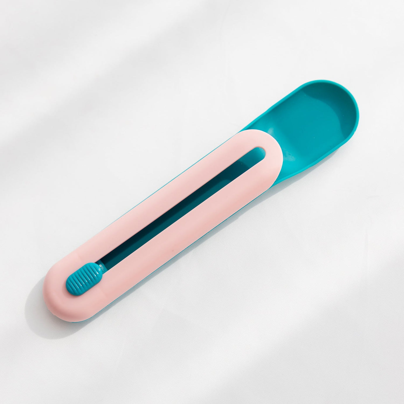 Hot Cat Strip Spoon Feeder Squeezes Snack Pet Feeding Tools